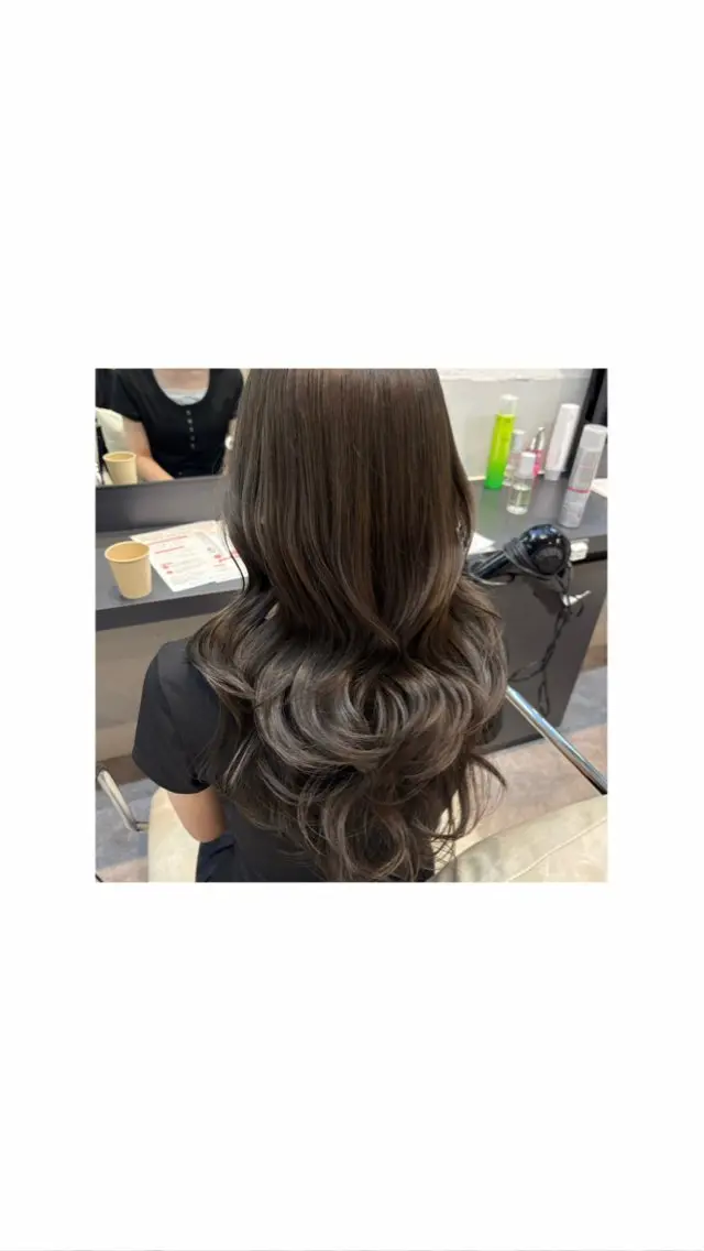 ロング カラー 🍀カラー特化透明 感ベージュ|けいなのヘアスタイル
