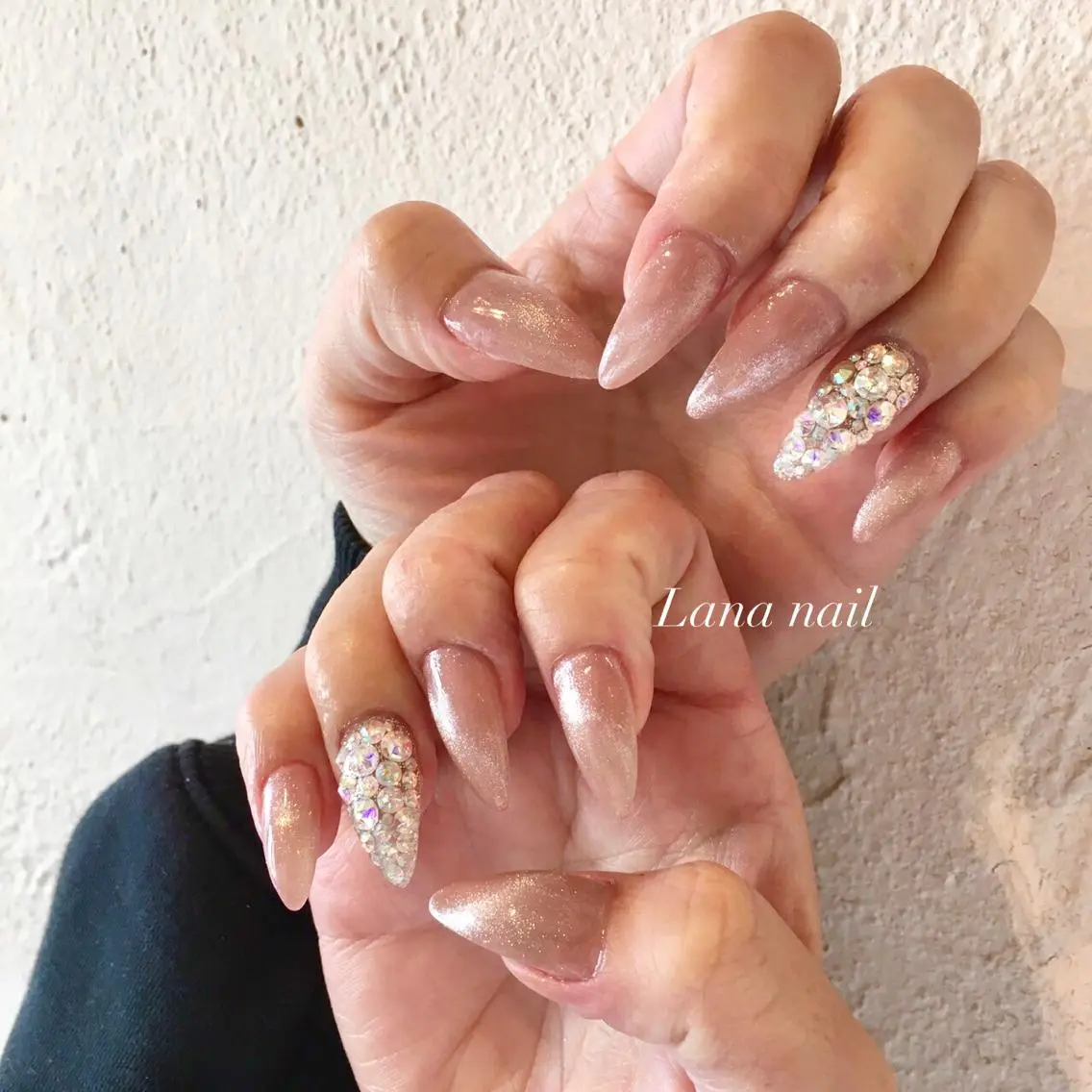 ネイル マグネットネイル ハンドネイル Lana nailのネイルデザイン
