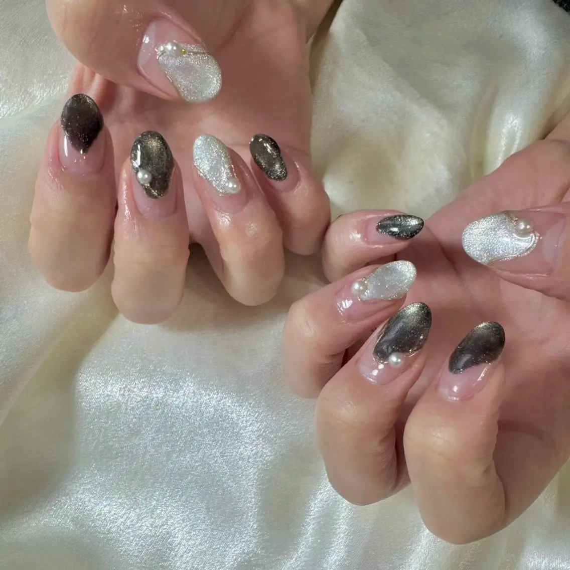 ネイル アニマル柄 オーロラネイル フットネイル フレンチネイル ジェルネイル ハンドネイル mogunail &blowのネイルデザイン