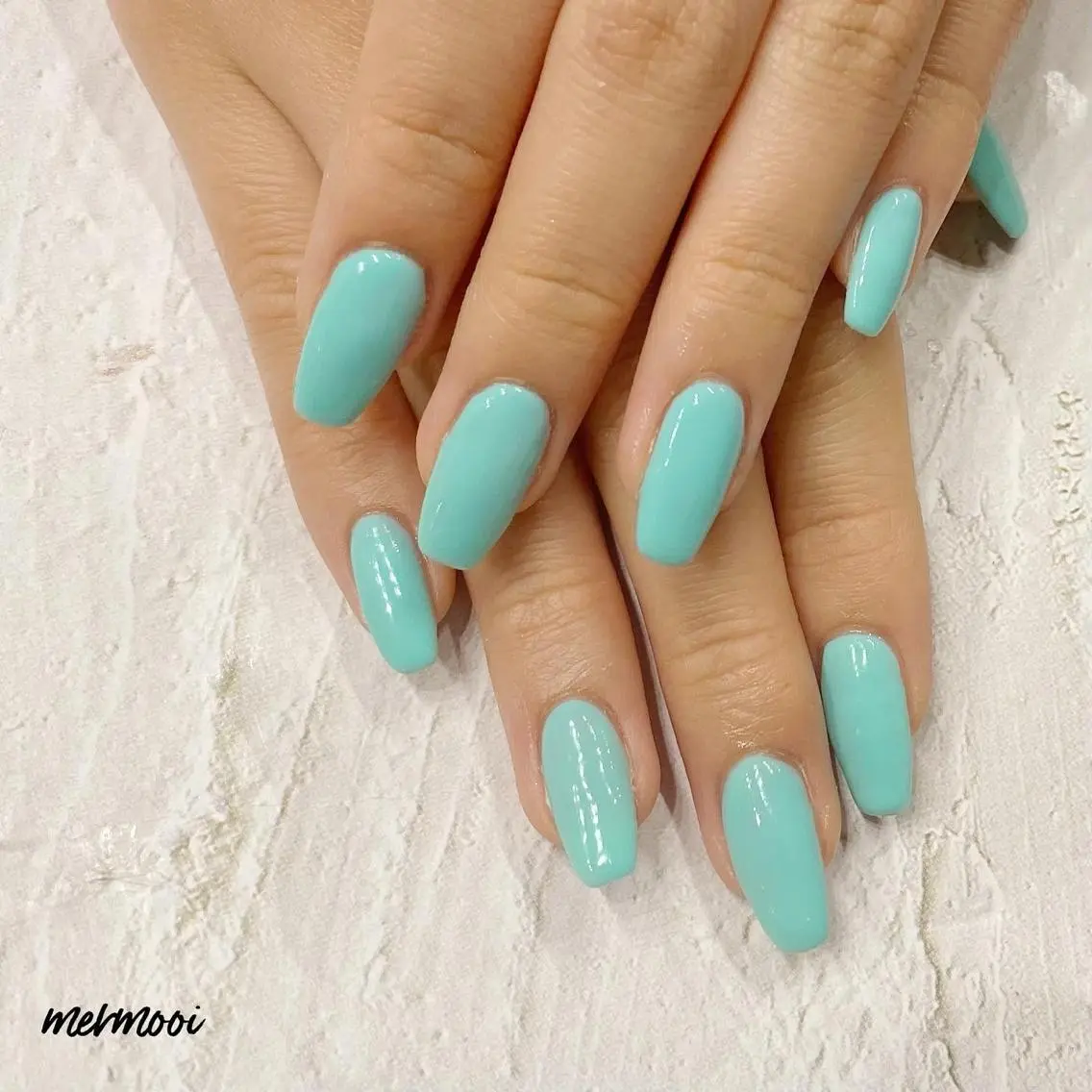 ネイル グリーン 韓国ネイル ニュアンスネイル スカルプネイル シンプルネイル mermooi nailのネイルデザイン