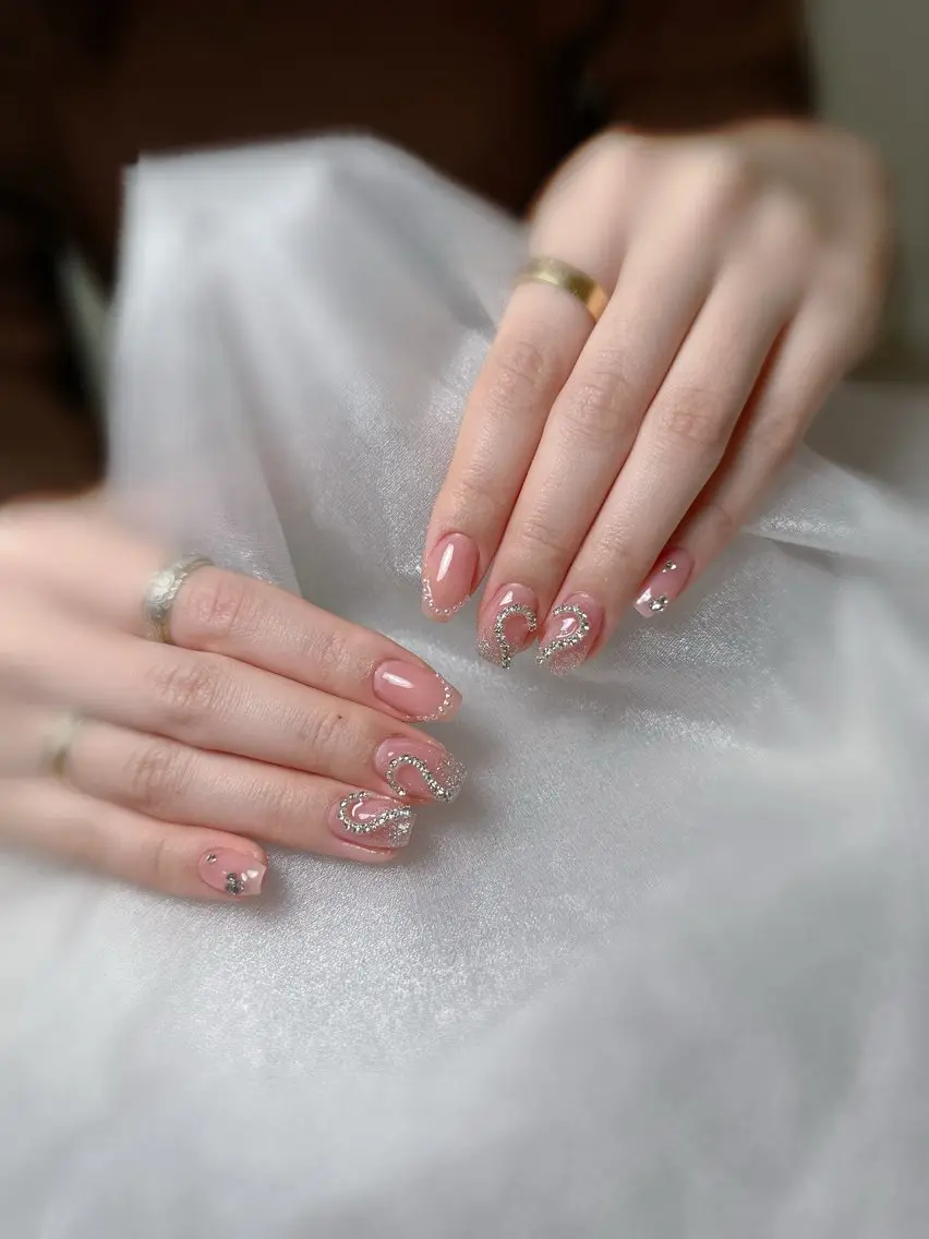 ネイル ハンドネイル Maggie nailクロのネイルデザイン