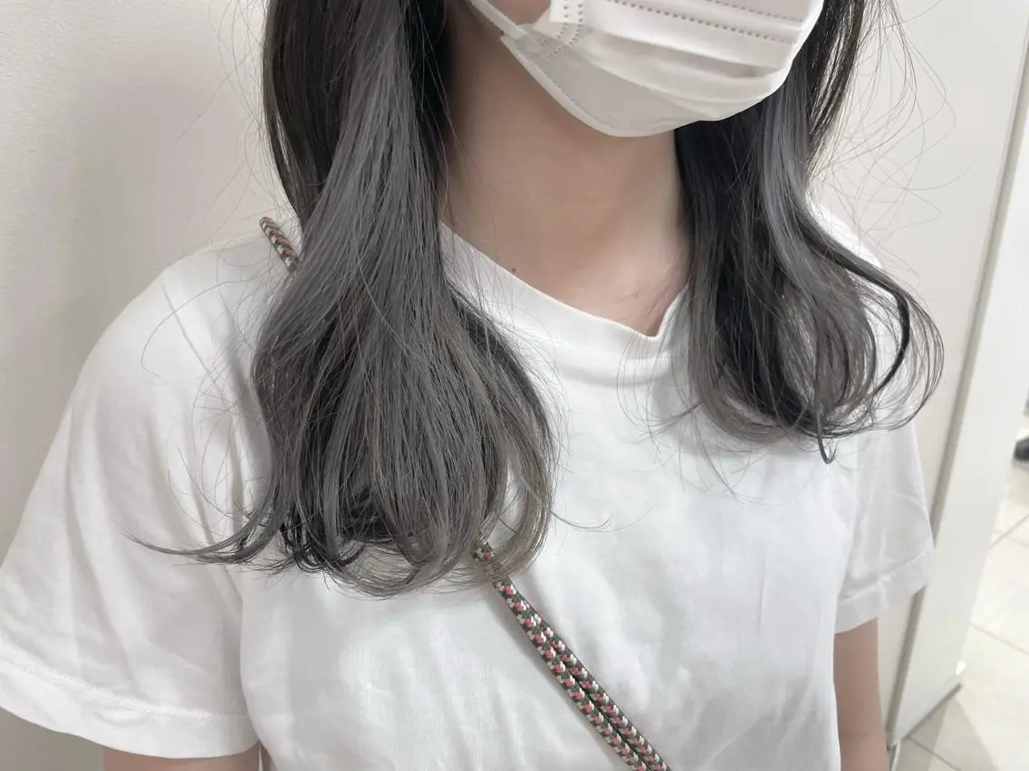 セミロング カラー ヘアアレンジ ブリーチ カット ヘアカラー 【Sweep】おじま のぞみのヘアスタイル