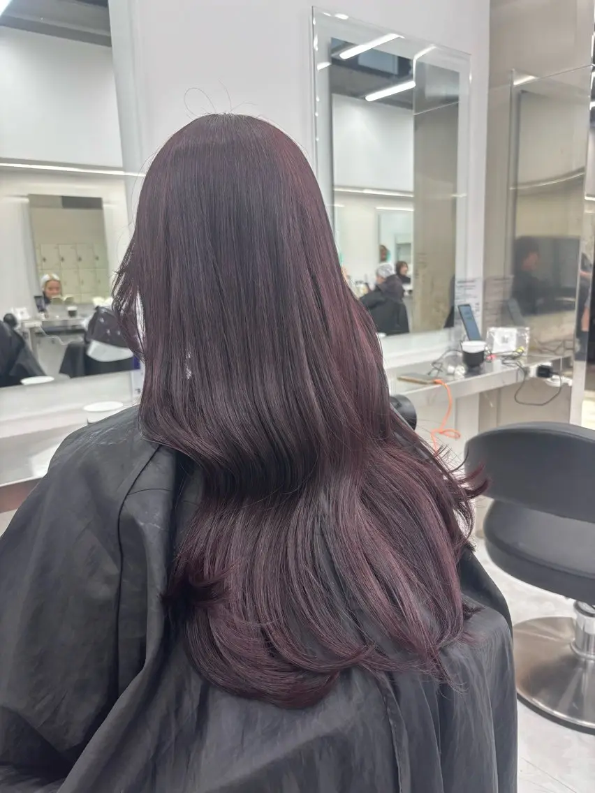 ロング カラー ヘアアレンジ ケアカラー ロング カット ヘアカラー ヘッドスパ ヘアセット ♥️渋谷の赤髪 トップ/らいる♥️のヘアスタイル