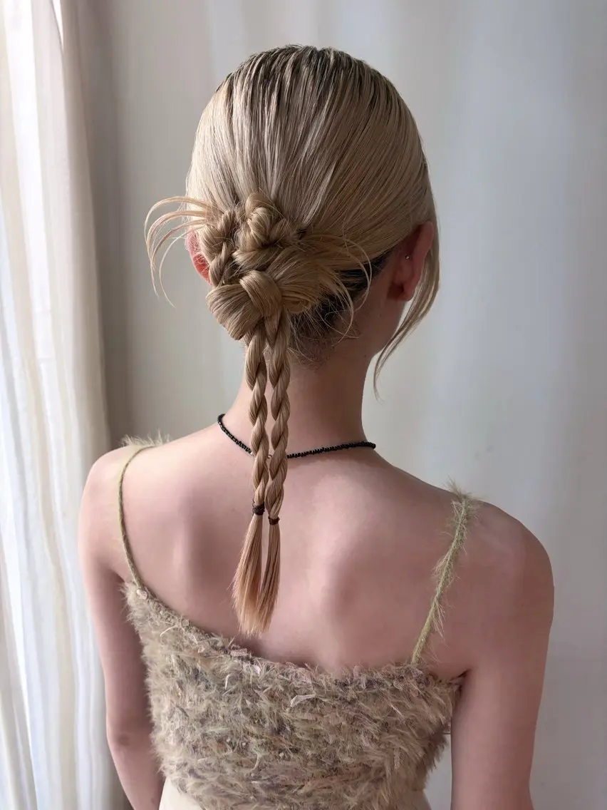セミロング ヘアセット siki yuikaのヘアスタイル