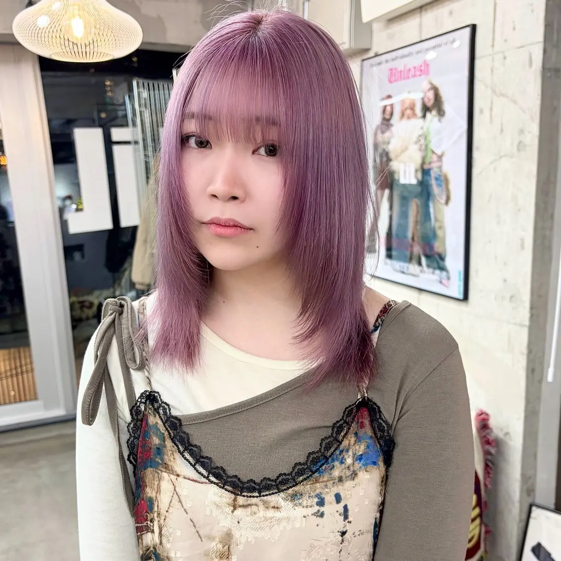 ミディアム カラー ヘアアレンジ カット ヘアカラー トリートメント TAKUMAブリーチ /デザインカラーのヘアスタイル