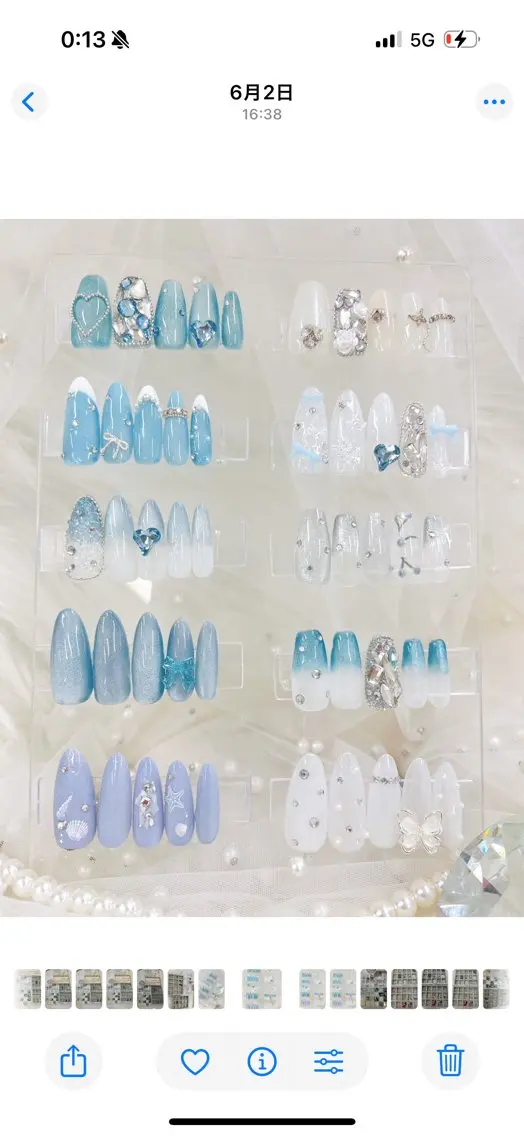 ネイル フレンチネイル ジェルネイル ガラスフレンチ マグネットネイル パラジェル Queeens nailのネイルデザイン