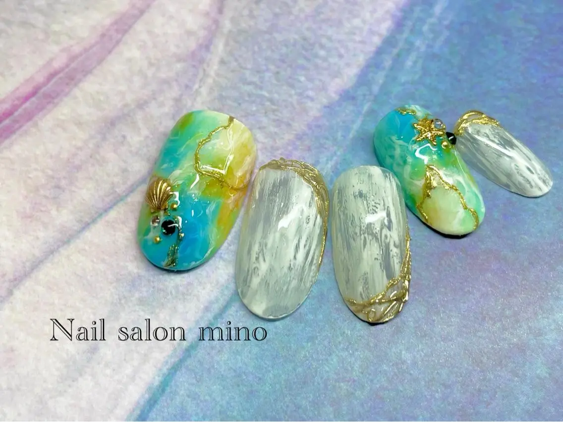 ネイル アートネイル マグネットネイル ミラーネイル シンプルネイル 三野 nail salon minoのネイルデザイン