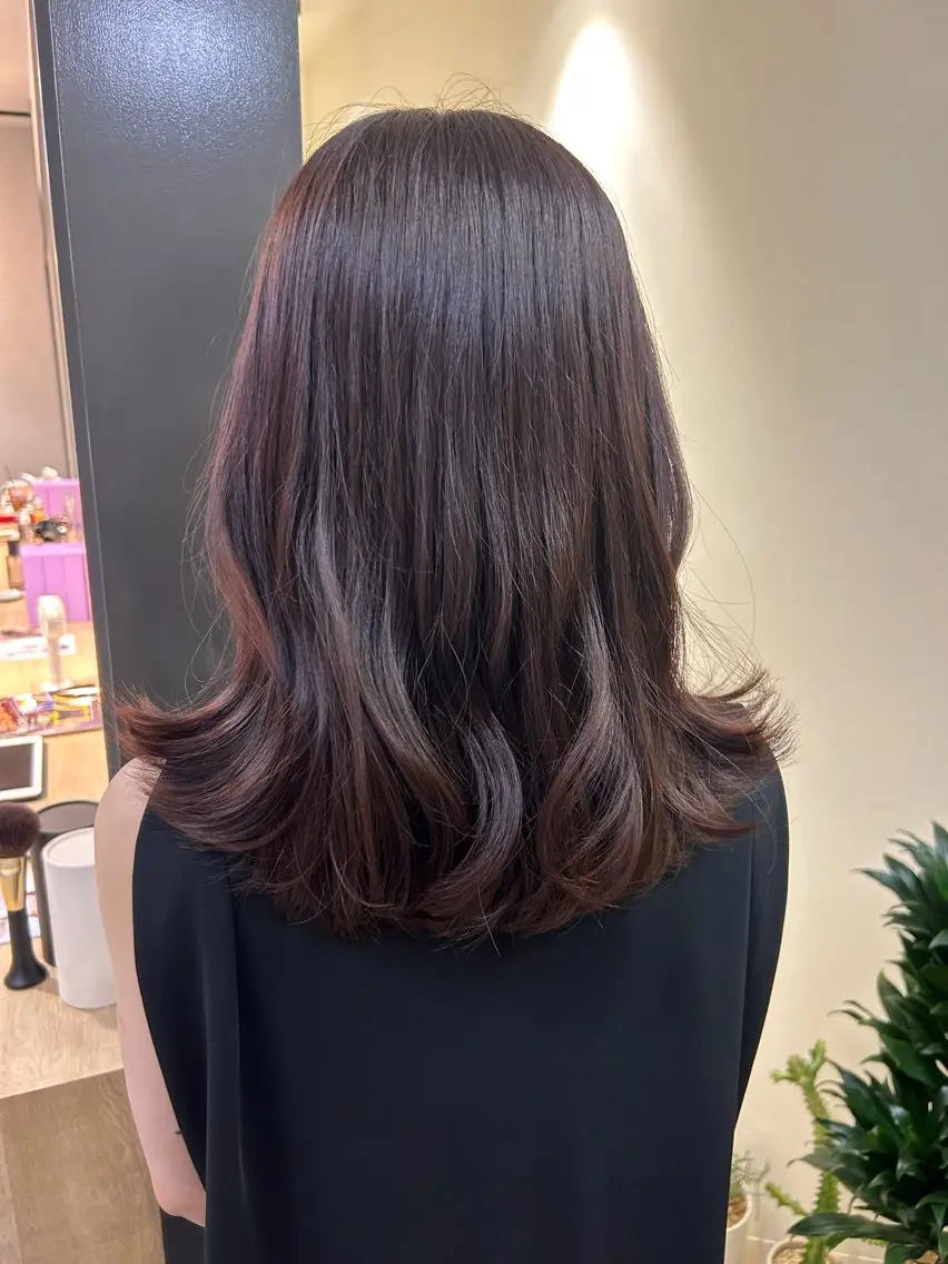 セミロング カラー ベージュカラー ラベンダーカラー ラベンダーベージュ hubhair レイヤー/透明感のヘアスタイル