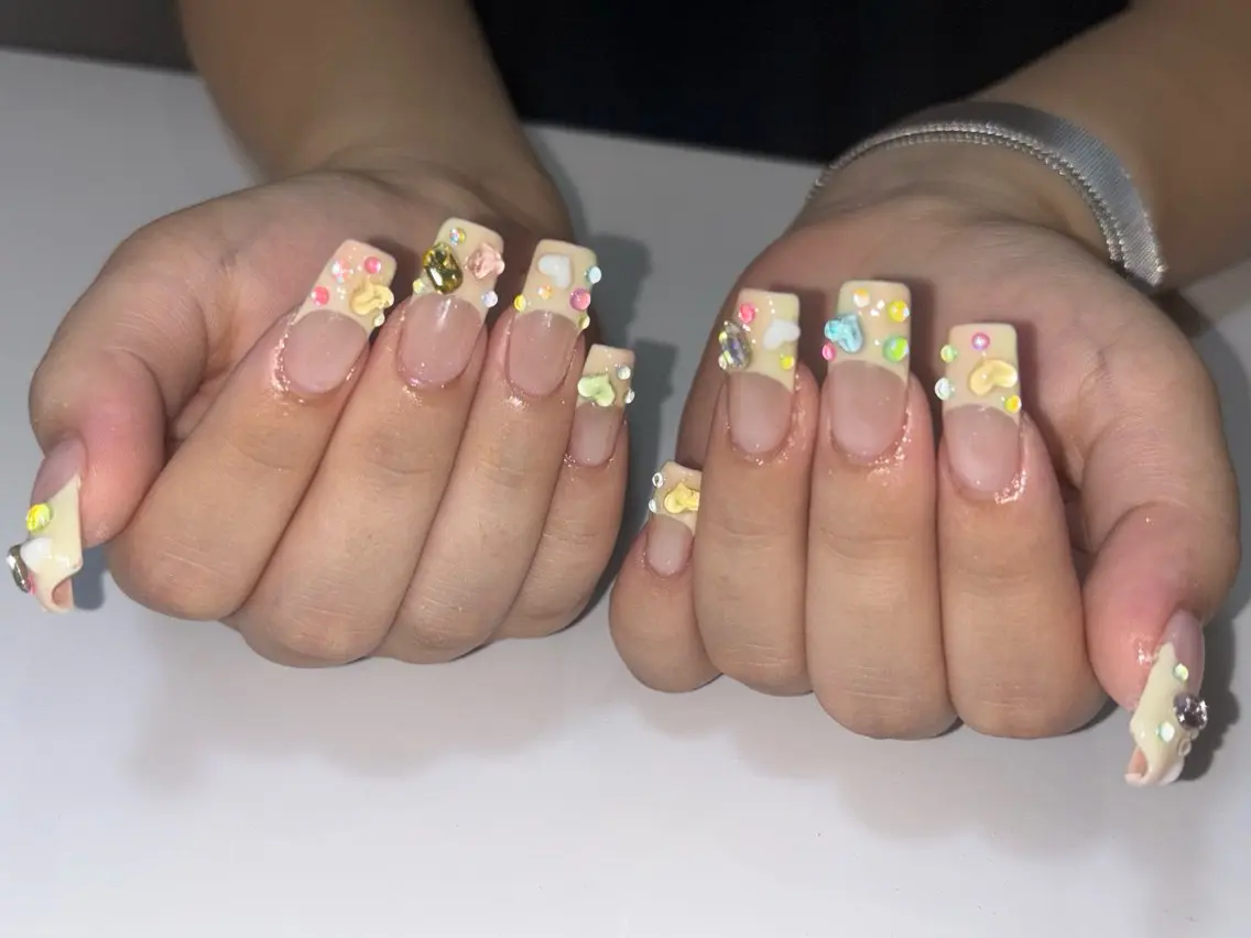ネイル ワンホンネイル ハンドネイル Yay /y2k・個性派のネイルデザイン