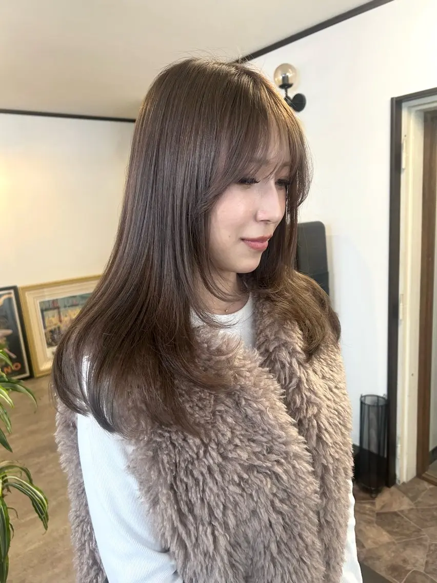 ロング レイヤーカット カット ヘアカラー レイヤーカット/透明 感カラー🩵中村友美のヘアスタイル