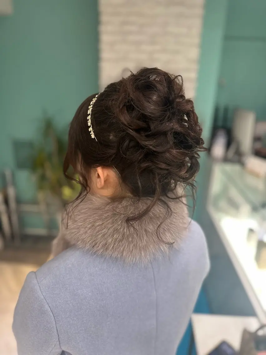 ロング ヘアアレンジ LUPI byLee MIUのヘアスタイル