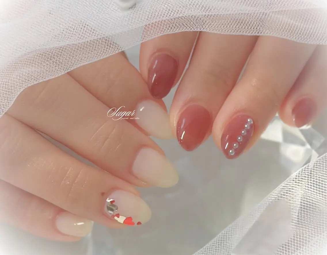 ネイル アートネイル ストーンネイル ハンドネイル Nail salon Sugarのネイルデザイン