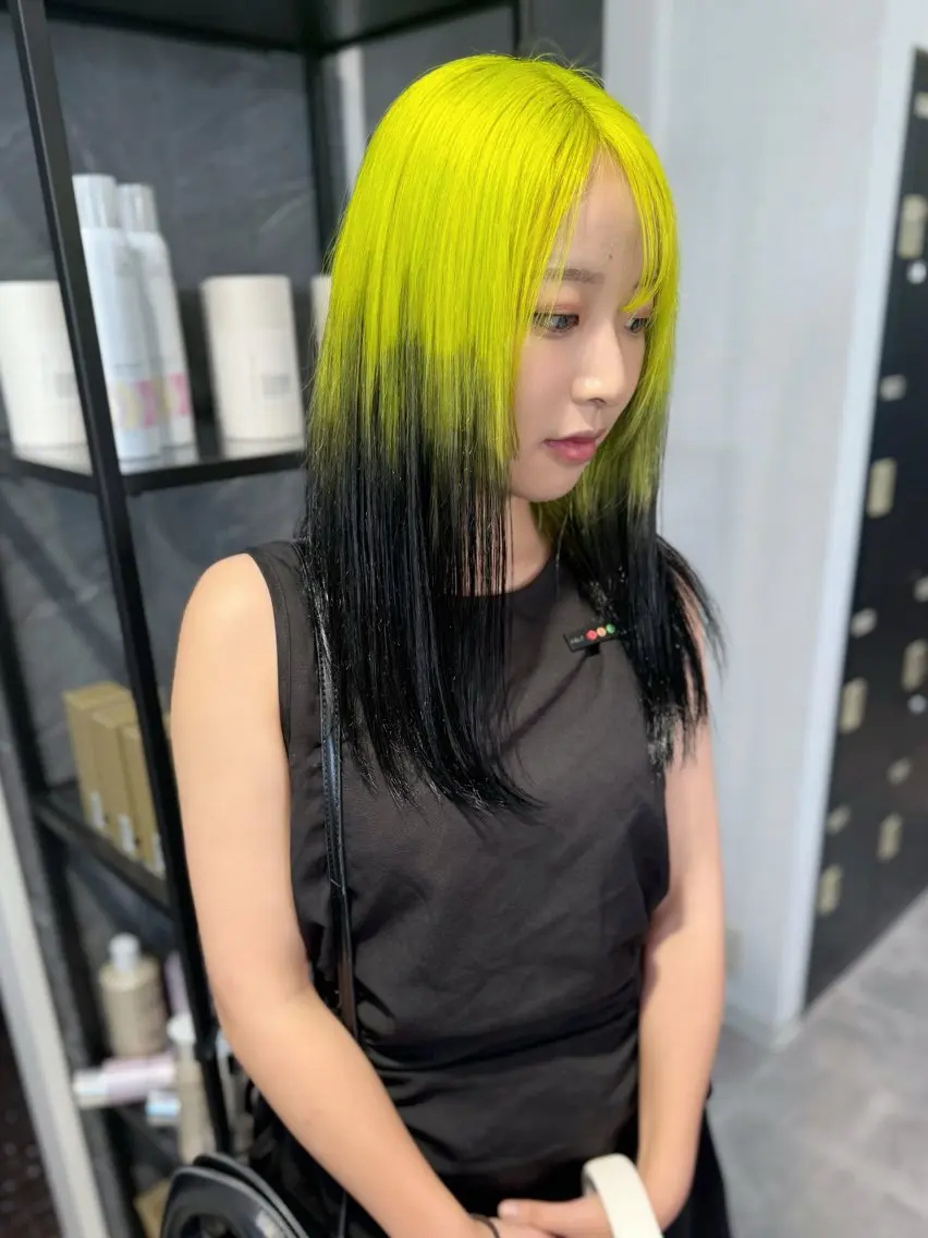 セミロング ヘアカラー kanta 梅田 韓国ハイトーンのヘアスタイル