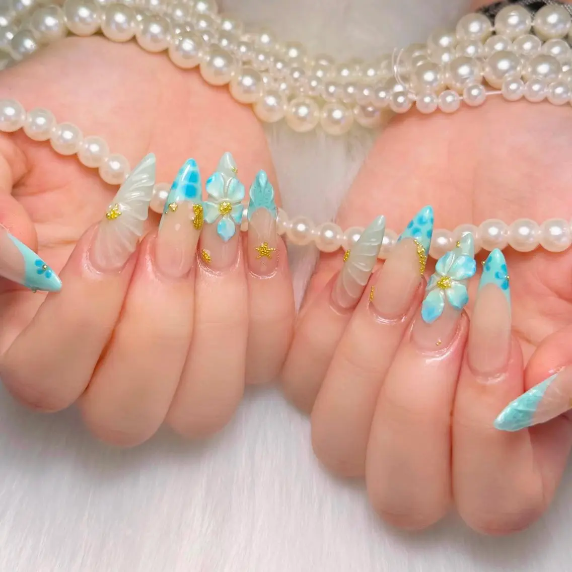 ネイル アートネイル ブルー フラワーネイル ゴールド 韓国ネイル Melia Nail Nambaのネイルデザイン