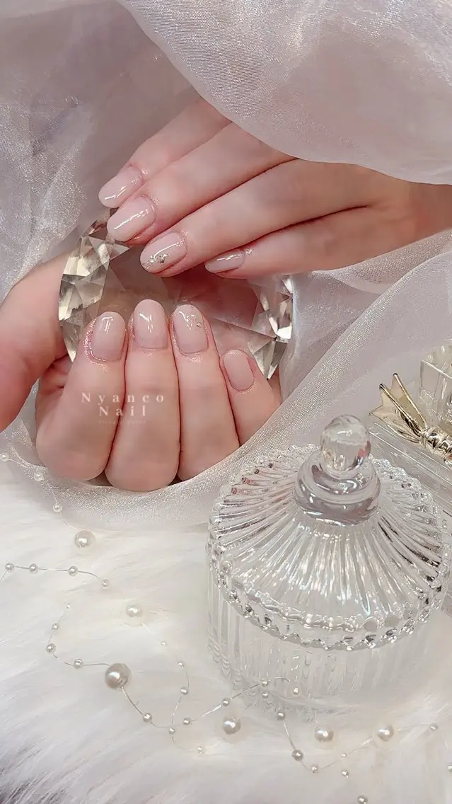 ネイル ジェルネイル 氷ネイル・うるうるネイル キラキラネイル ラメ(グリッター) ワンカラーネイル Nyanco Nailのネイルデザイン