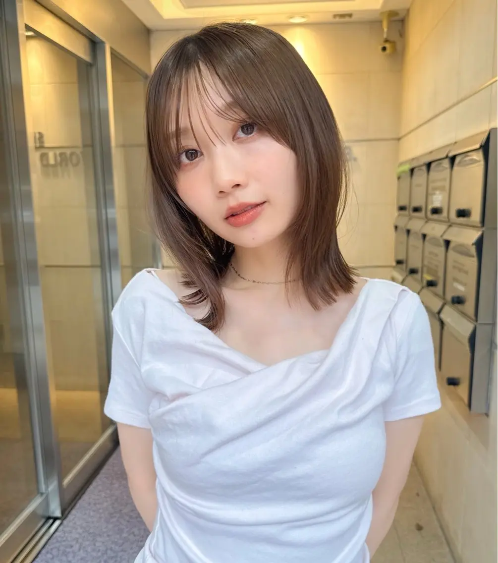 ミディアム カラー カット ヘアカラー トリートメント 🪐レイヤー/艶 カラー/加野彩果🪐のヘアスタイル