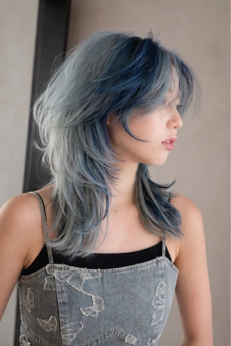ミディアム ALBUM カラーブリーチ特化型のヘアスタイル