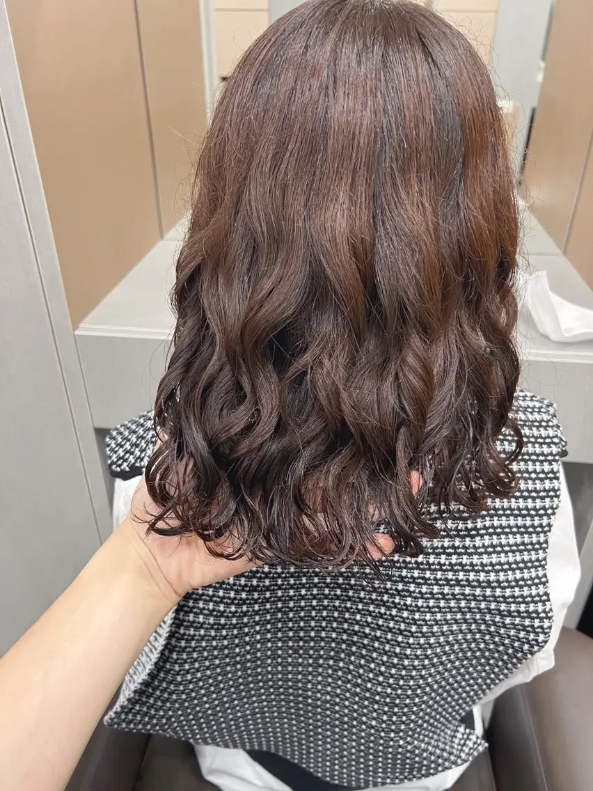 ミディアム パーマ カット パーマ トリートメント ボブパーマコテ巻き風 パーマNo1深江秀平のヘアスタイル