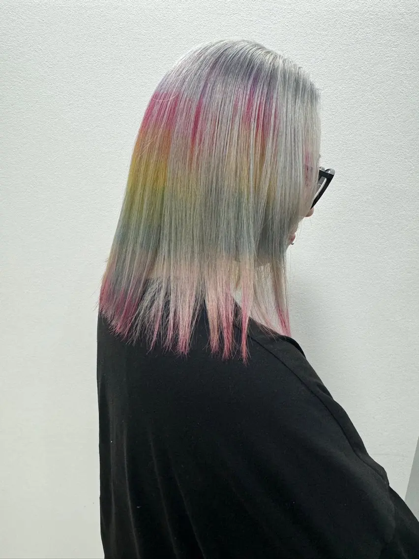 ミディアム カラー デザインカラー カット ヘアカラー トリートメント ヒラガカナ▼ ECLAT HAIRのヘアスタイル