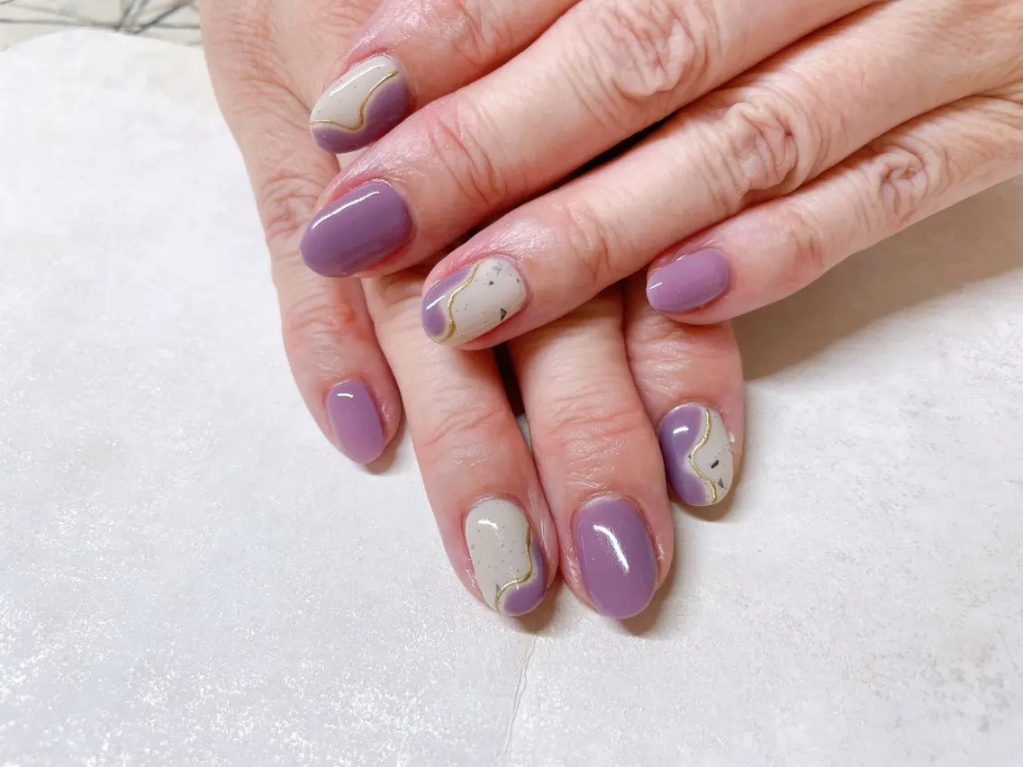 ネイル オーロラネイル フットネイル フレンチネイル ジェルネイル 韓国ネイル ハンドネイル mogunail &blowのネイルデザイン