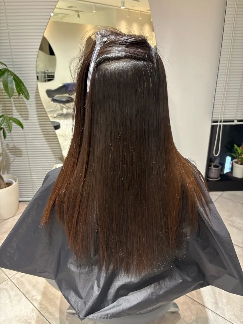 ロング 縮毛矯正 🧸艶髪🫧🎀 岡由紀乃のヘアスタイル