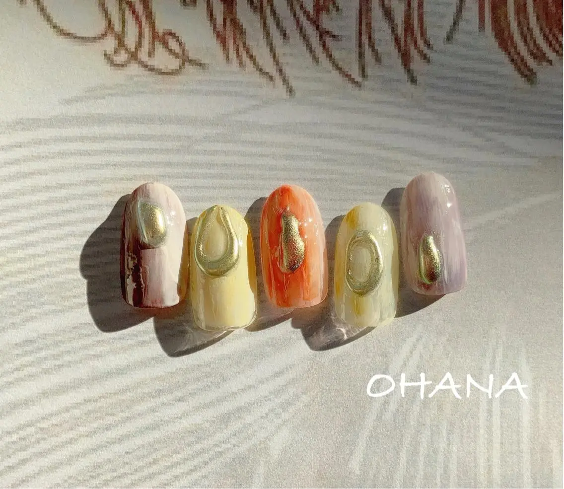 ネイル べっ甲ネイル フットネイル マグネットネイル ミラーネイル ニュアンスネイル nailroom OHANA🌴のネイルデザイン