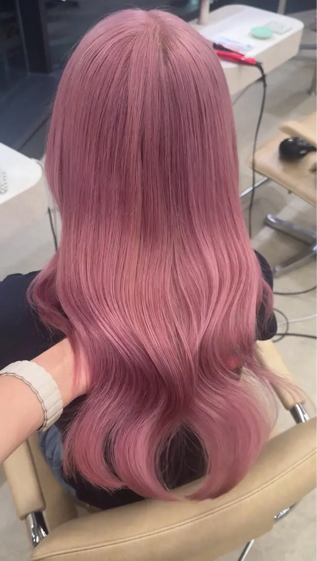 ロング 松本 葉南のヘアスタイル
