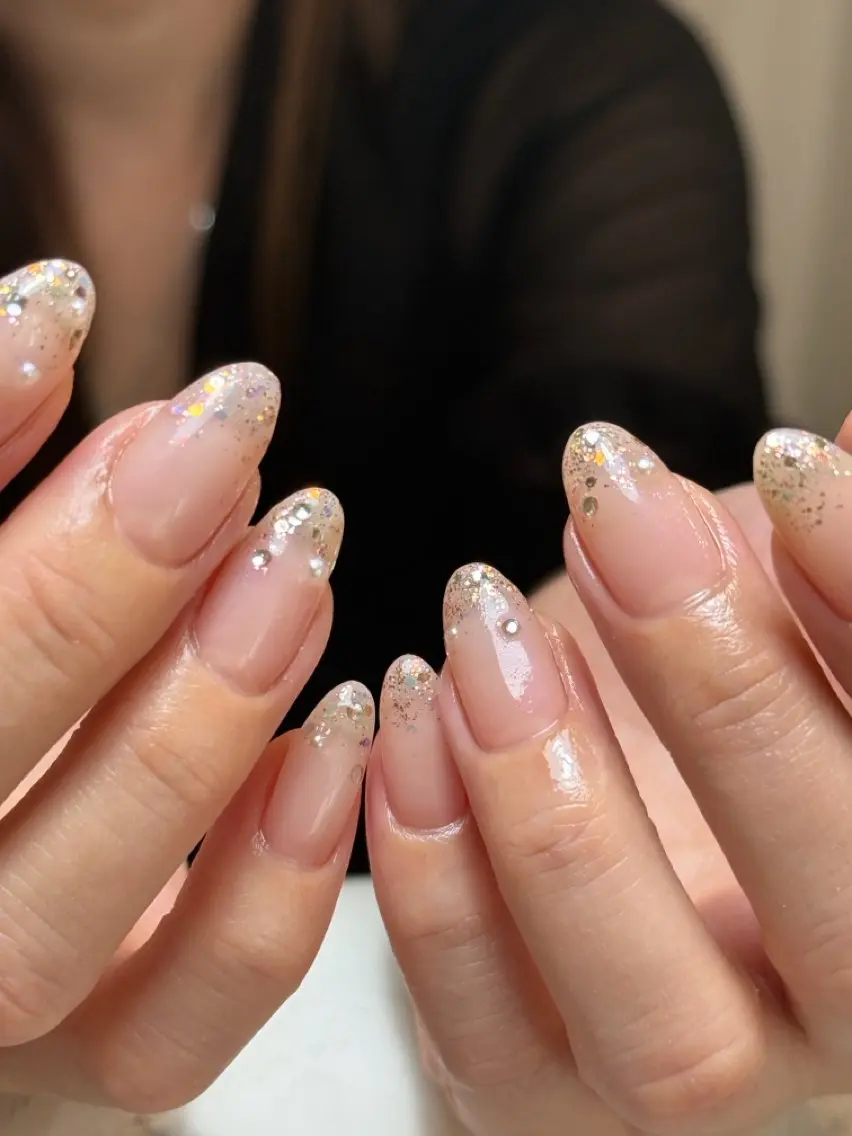ネイル ストーンネイル ハンドネイル Mia nail 【平尾駅徒歩8分】のネイルデザイン