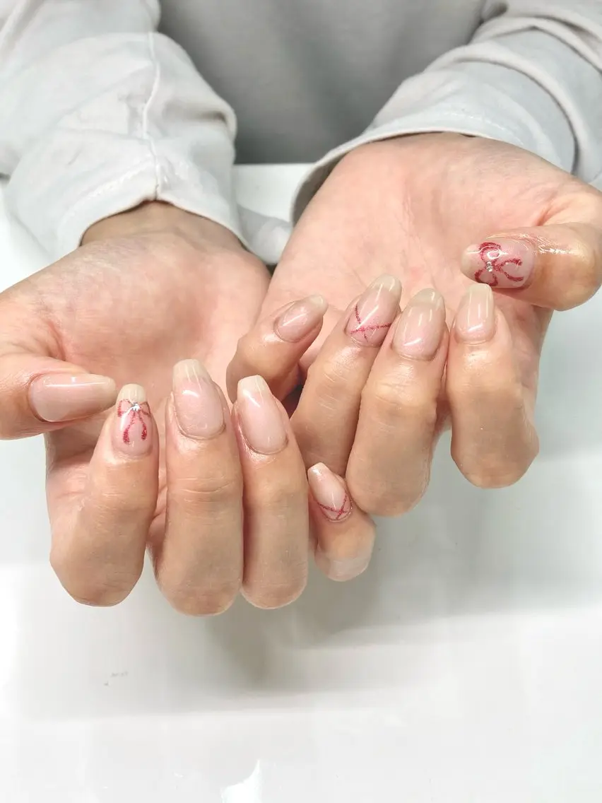 ネイル アートネイル ラメ(グリッター) シンプルネイル 佐々木 優花のネイルデザイン