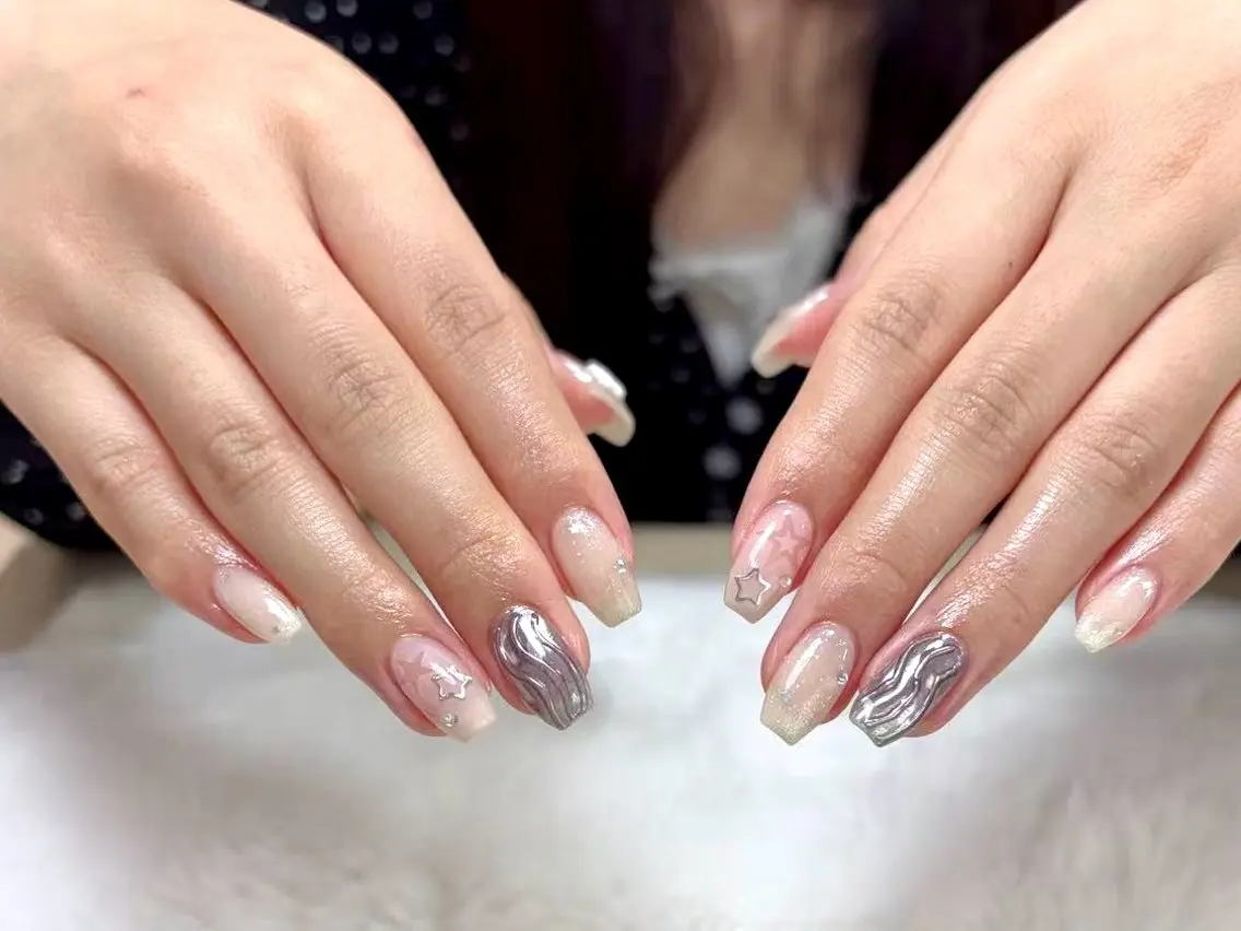 ネイル 持ち込み Nail Bloom横浜西口店のネイルデザイン