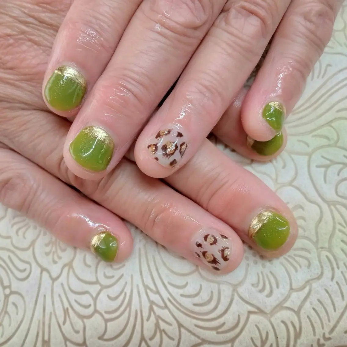 ネイル フラワーネイル precious nail roomのネイルデザイン