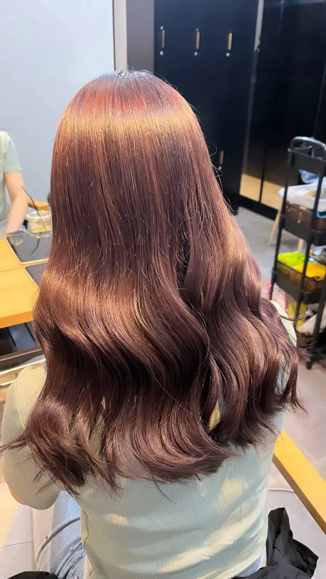 ロング MOOD 四日市駅 美容室のヘアスタイル