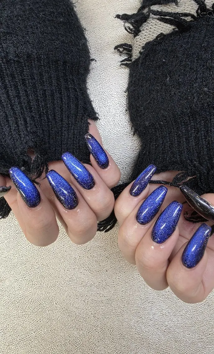 ネイル ブルー マグネットネイル シンプルネイル ハンドネイル Nail 🌱TSUBASAのネイルデザイン