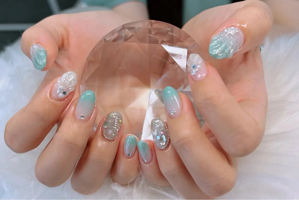 ネイル 長さ出し フットネイル フレンチネイル 韓国ネイル ロングネイル Lee _nailのネイルデザイン