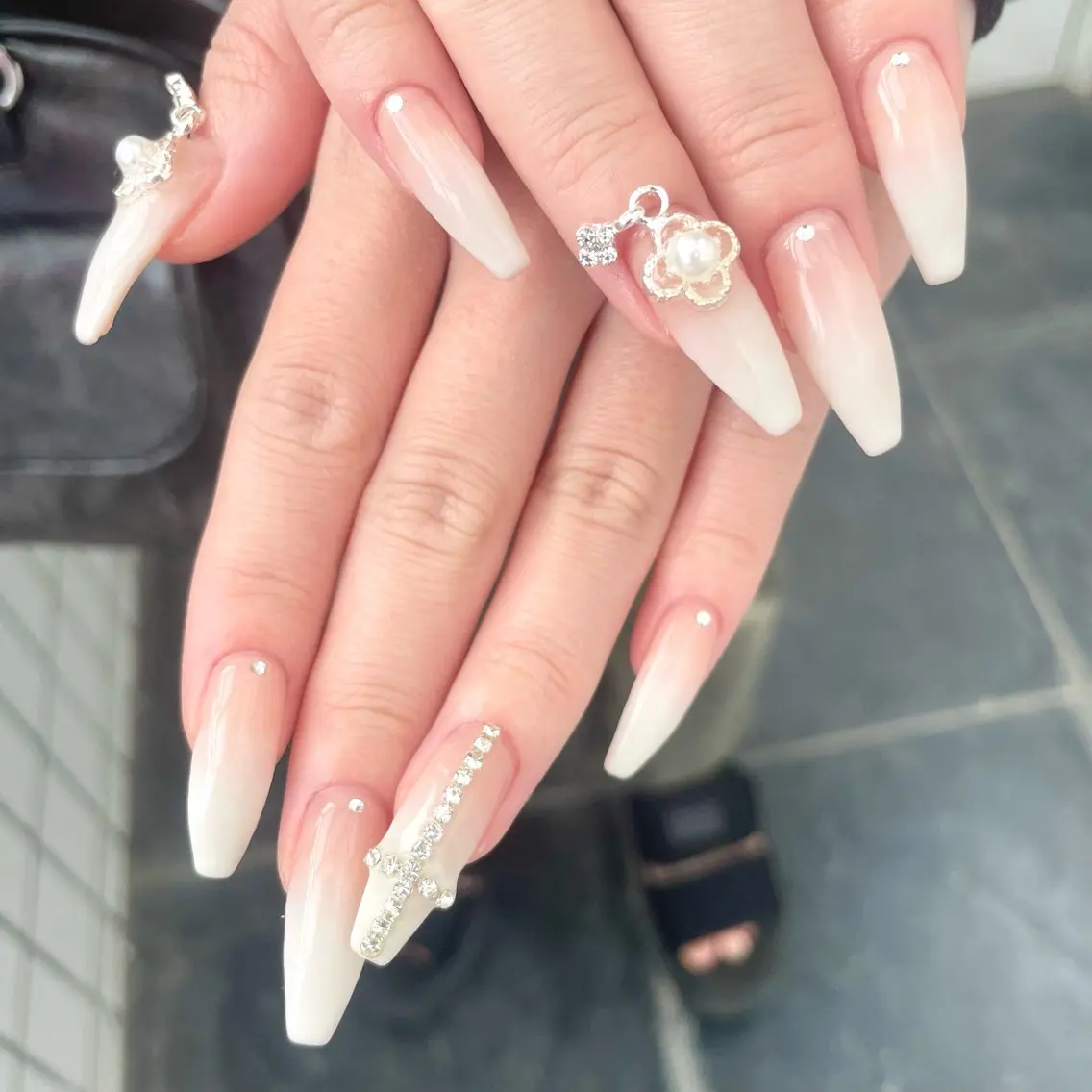 ネイル ハンドネイル Nail ヌシん家 AKANEのネイルデザイン
