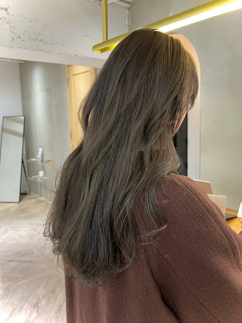 ロング 外国人風カラー 似合わせレイヤー ＆縮毛矯正のヘアスタイル