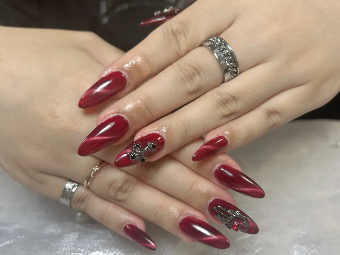 ネイル べっ甲ネイル ボルドー ブラウン チークネイル 長さ出し ハンドネイル ハンドケア NEW NAIL💞 yuki🔥のネイルデザイン