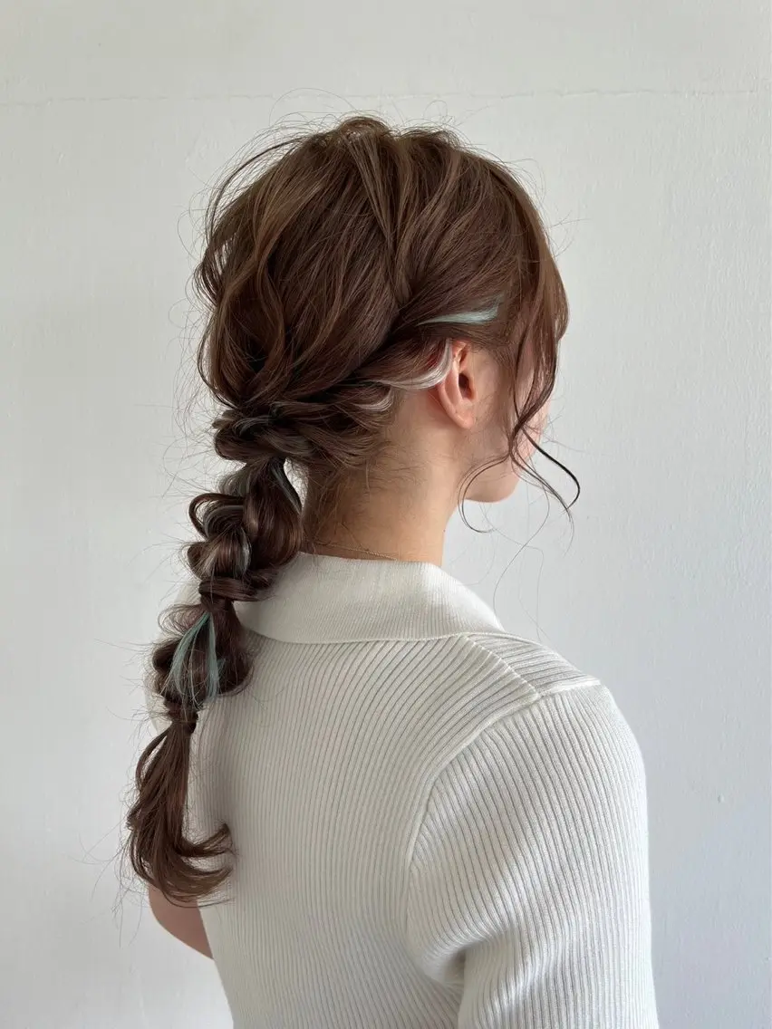 カラー ヘアカラー ハイトーンカラー シールエクステのヘアスタイル