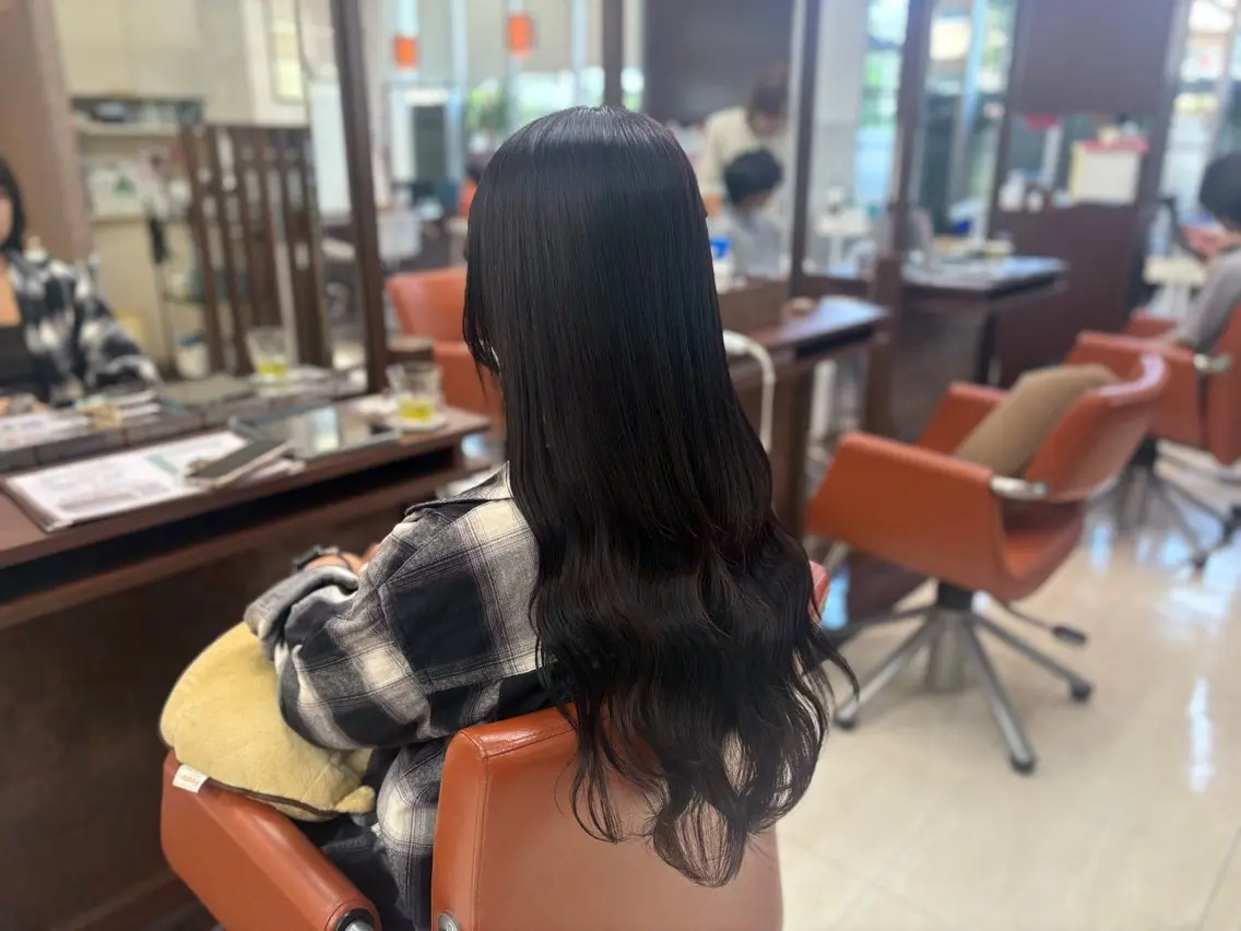 ロング カラー ブラウンカラー ダークブラウン ヘアカラー 🤍透明感カラー🤍 ひしき るなのヘアスタイル