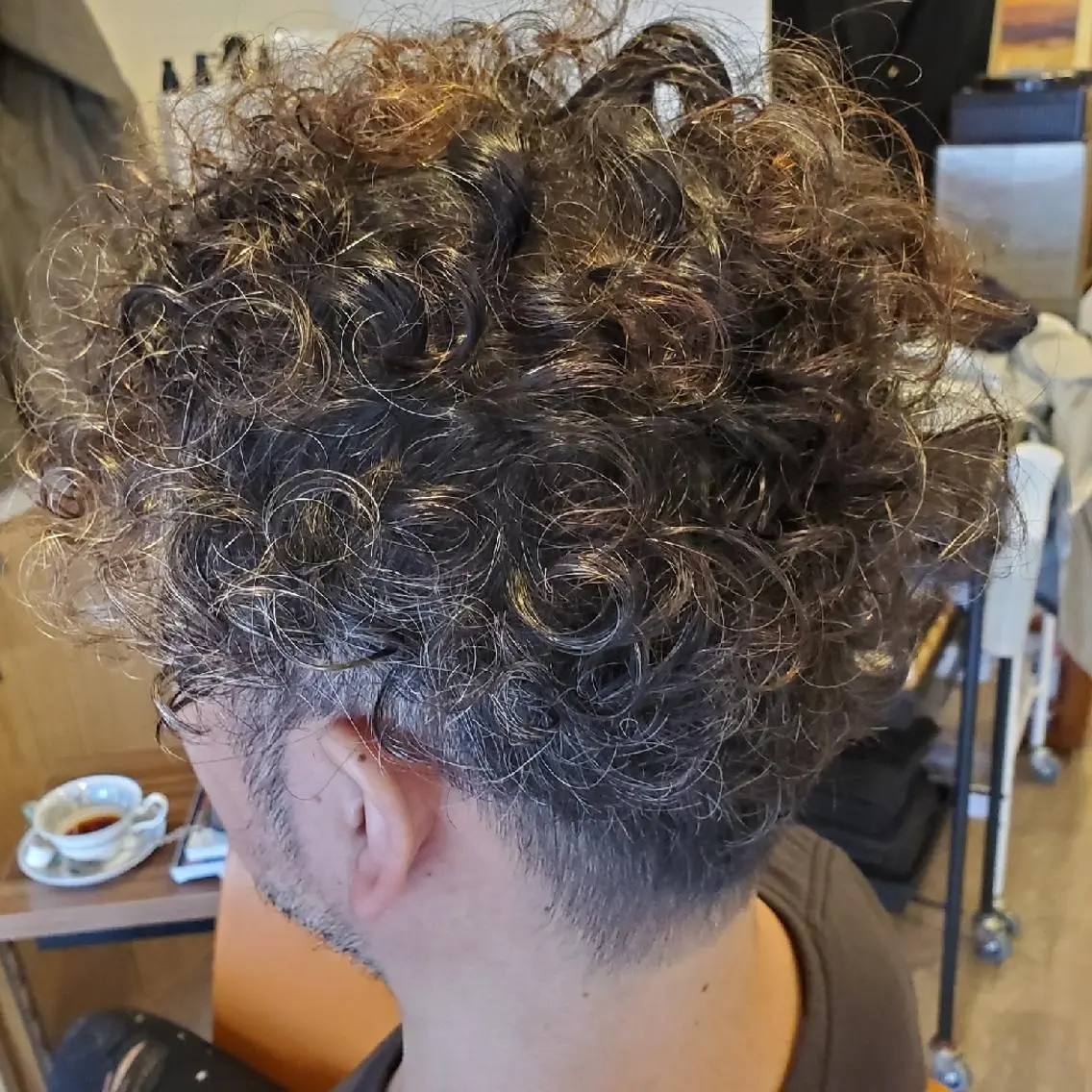 ショート パーマ メンズ メンズパーマ 外国人風カラー カット パーマ spa hair ark 富井直美のヘアスタイル