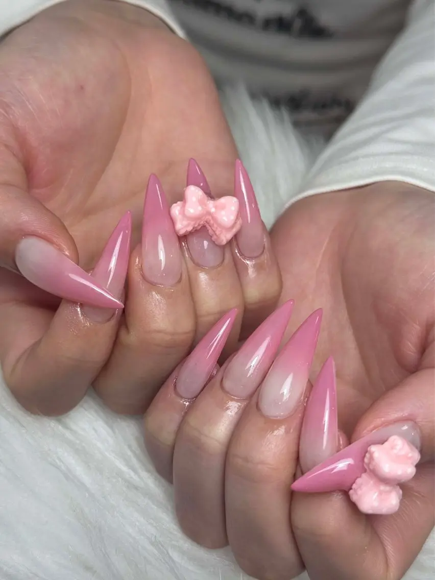 ネイル フレンチネイル ジェルネイル ガーリー 韓国ネイル ロングネイル ハンドネイル NieNail Nezukoのネイルデザイン
