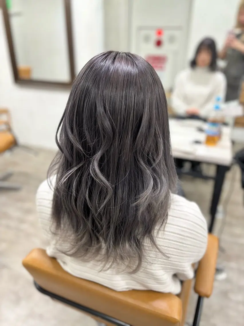 ロング カラー ヘアカラー トリートメント ️韓国ヘア/レイヤー カット❤️Yūkaのヘアスタイル