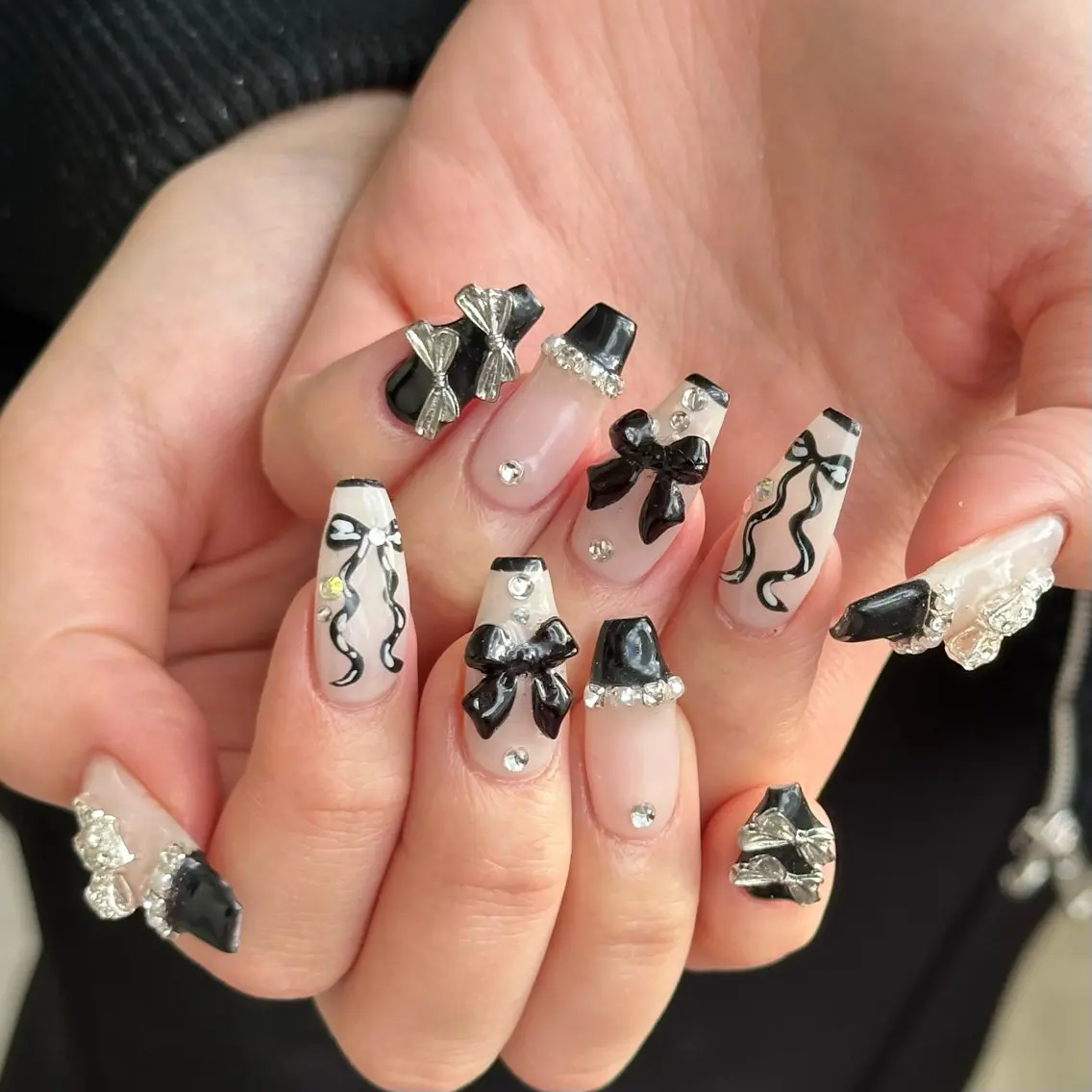 【ケア・オフ込み】パーツつけ放題10本アートコース🤍💍の写真