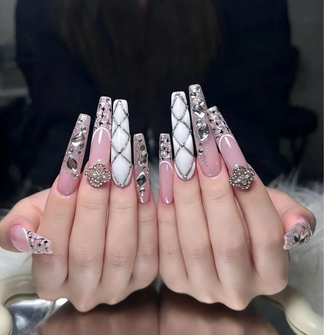 ネイル フレンチネイル ジェルネイル 韓国ネイル マグネットネイル 持ち込み NEM.nail studio 京都店のネイルデザイン