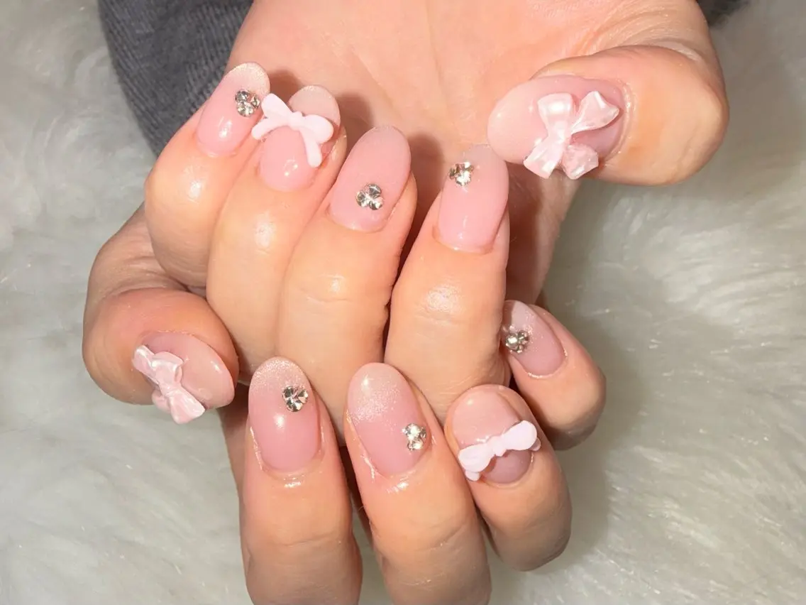 ネイル ハンドネイル 右田 里桜のネイルデザイン