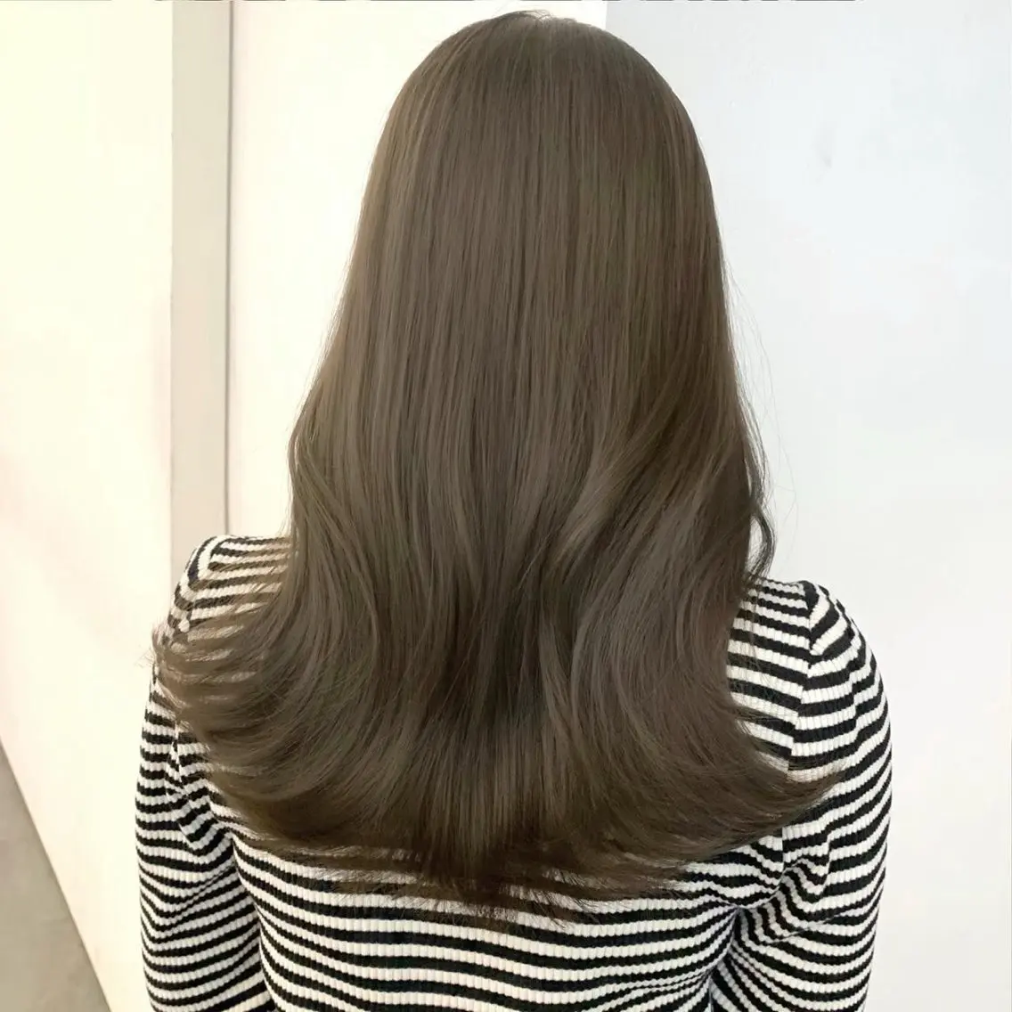 セミロング ブリーチなし暖色特化 ❤️kanata❤️のヘアスタイル