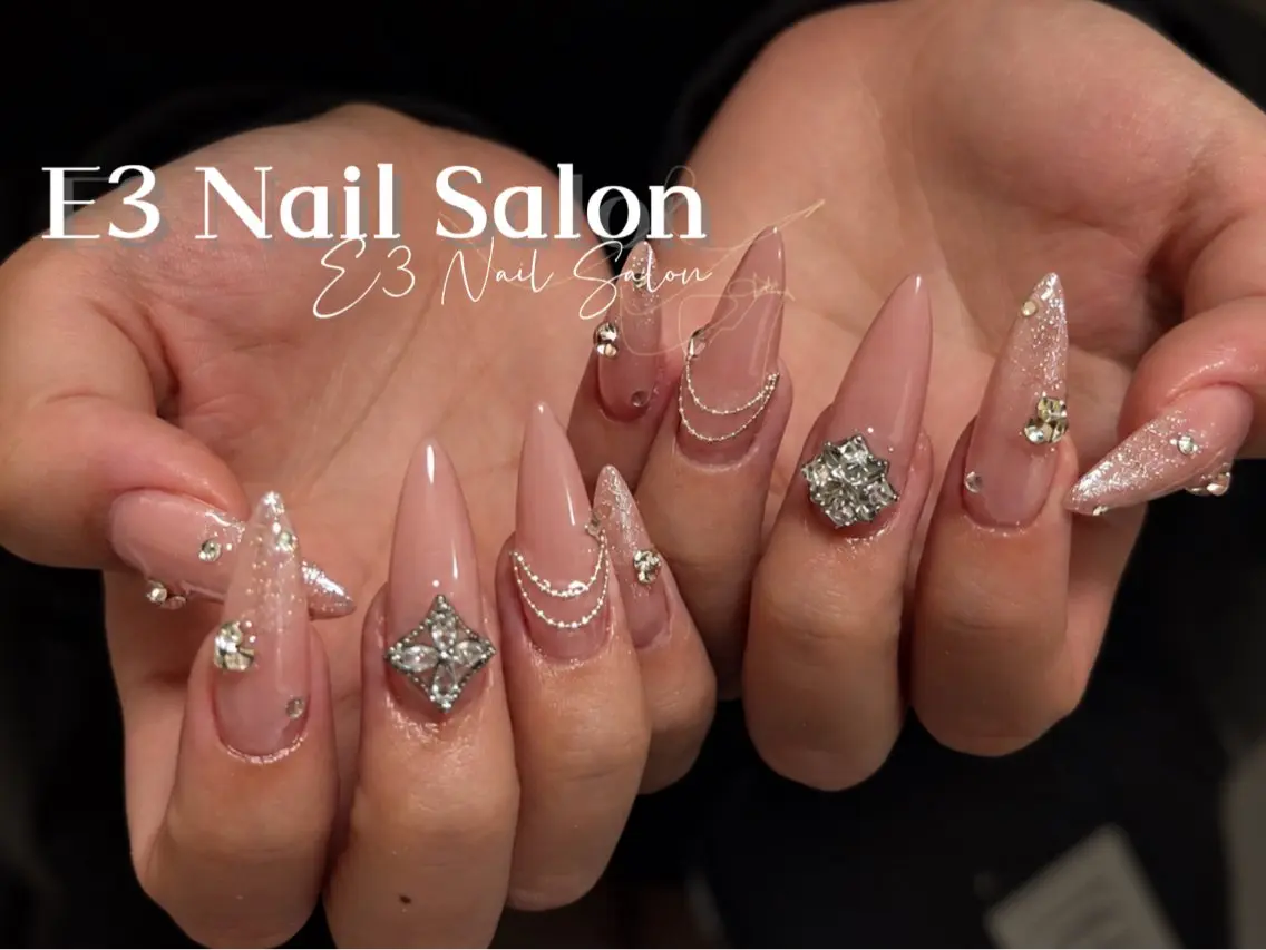 ネイル アニマル柄 オーロラネイル べっ甲ネイル ボルドー ブラウン ハンドネイル E3 Nail Salonのネイルデザイン