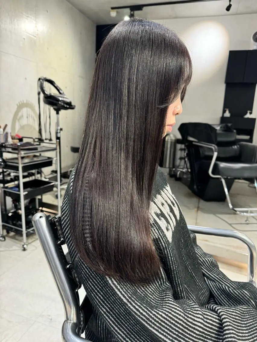 セミロング カラー パーマ ヘアアレンジ カット ヘアカラー 縮毛矯正 トリートメント ヘアセット 透明感カラー/縮毛 矯正/YUKAのヘアスタイル