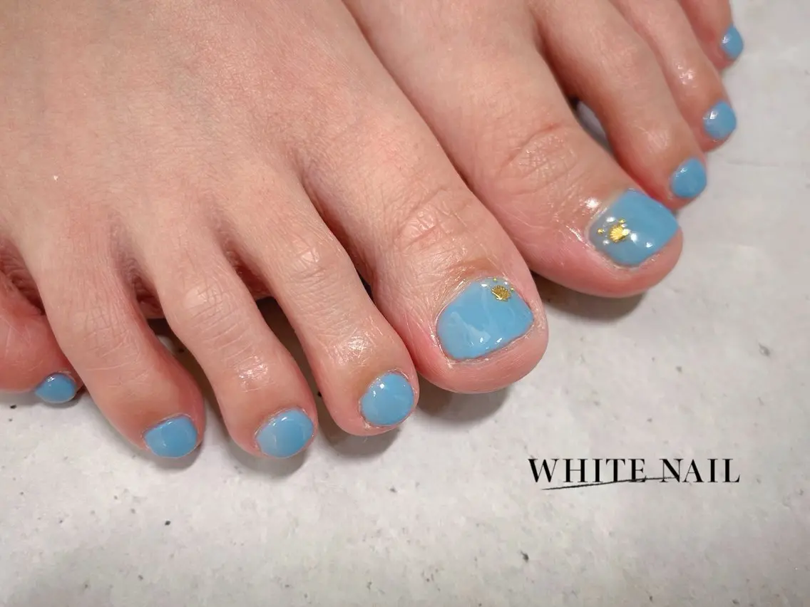 ネイル 夏ネイル フットネイル WHITE NAIL ホワイトネイルのネイルデザイン