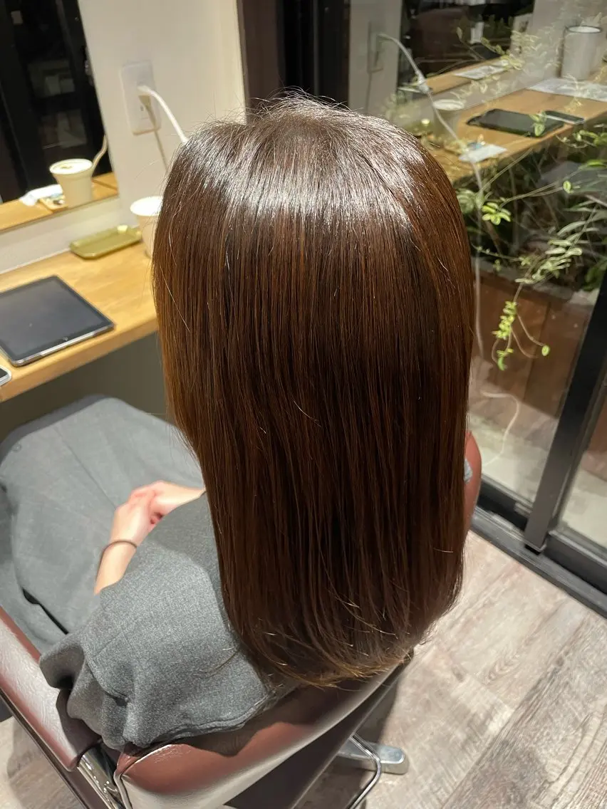 カラー SOL Matsumuraのヘアスタイル